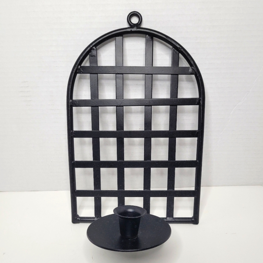 Black Iron Lattice Metal Wall Sconce